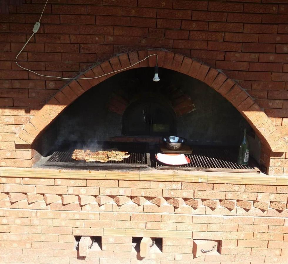 Casuta Cu Flori Hotel Vilcele  Exterior foto